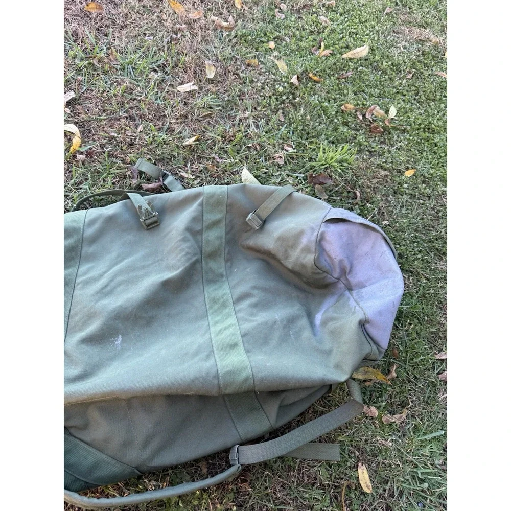 US‎ Military IMPROVED Duffel Bag ZIPPERED Duffle Bag USGI 8465-01-604-6541 USED